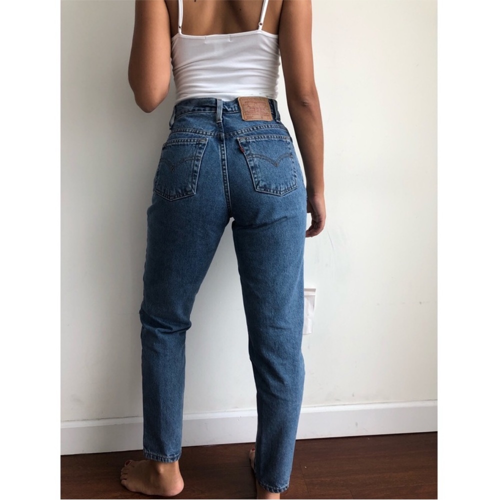 Vintage Levi’s 550 Jeans thrifted mid dark was blue denim